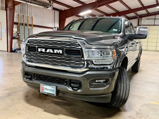 2024 Ram 3500 Limited photo 3