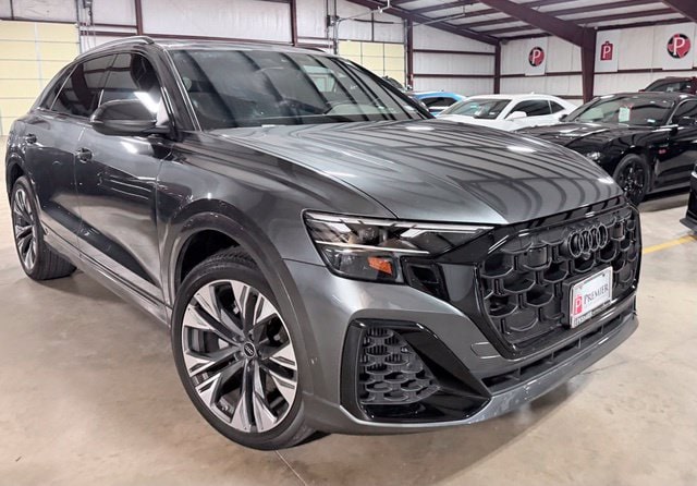 2024 Audi Q8 Premium Plus