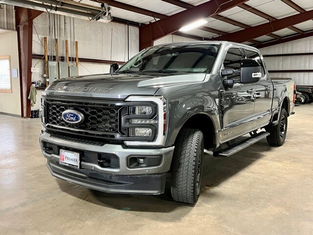 2024 Ford F-250 Lariat photo 3