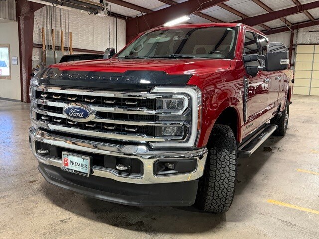 2023 Ford F-350 Lariat photo 2