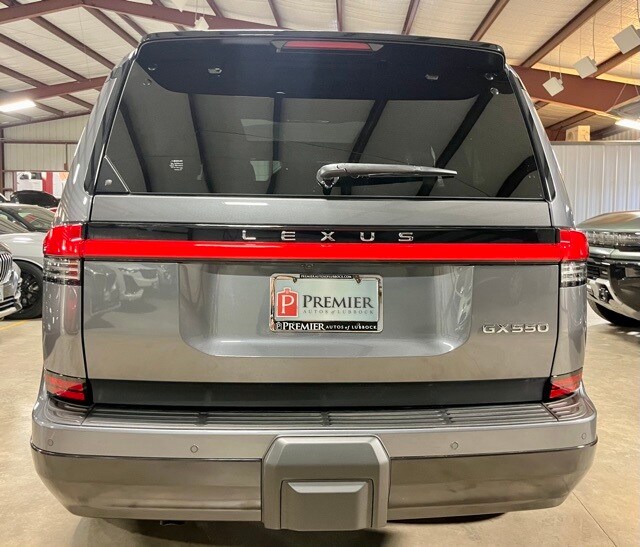 2025 Lexus GX 550 Luxury photo 2