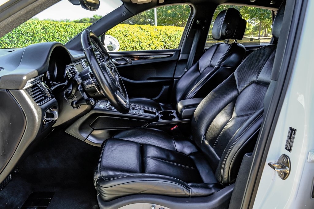 Used 2015 Porsche Macan S SUV