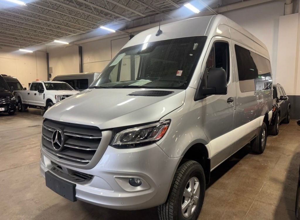 2023 Mercedes-Benz Sprinter 2500 144 WB 4x4's photo