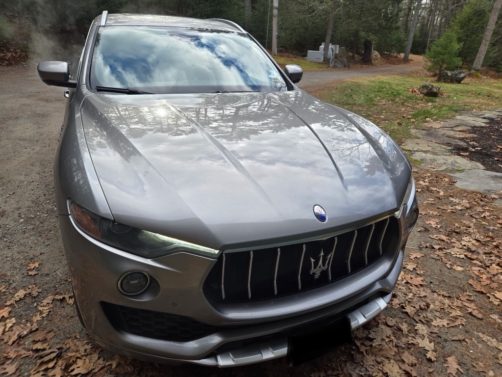 2017 Maserati Levante S's photo