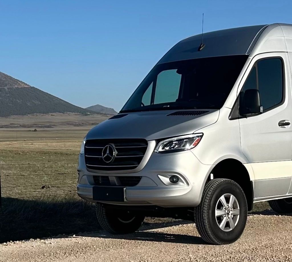 2022 Mercedes-Benz Sprinter 2500 144 WB 4x4's photo