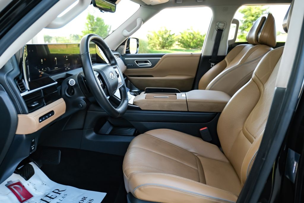 Used 2025 INFINITI QX80 Sensory SUV