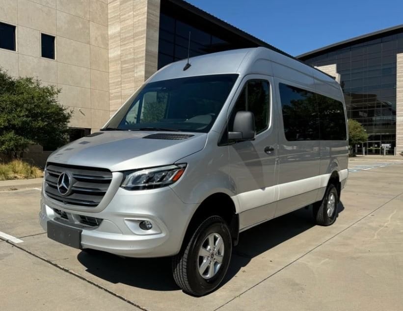 2023 Mercedes-Benz Sprinter Cargo Van Base's photo