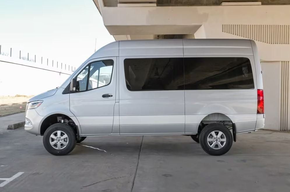 2022 Mercedes-Benz Sprinter Cargo Van Base - Photo 10