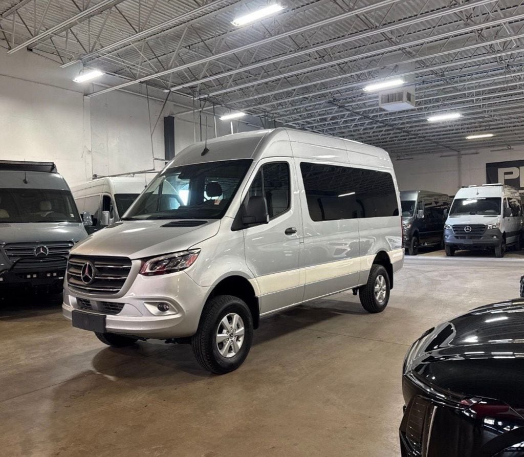 2022 Mercedes-Benz Sprinter 2500 144 WB 4x4's photo