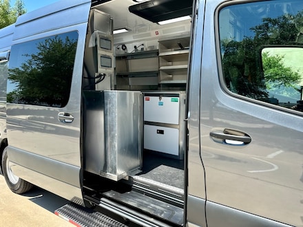 2022 Mercedes-Benz Sprinter 4500 Food Catering Food van Food van Rear-Wheel Drive