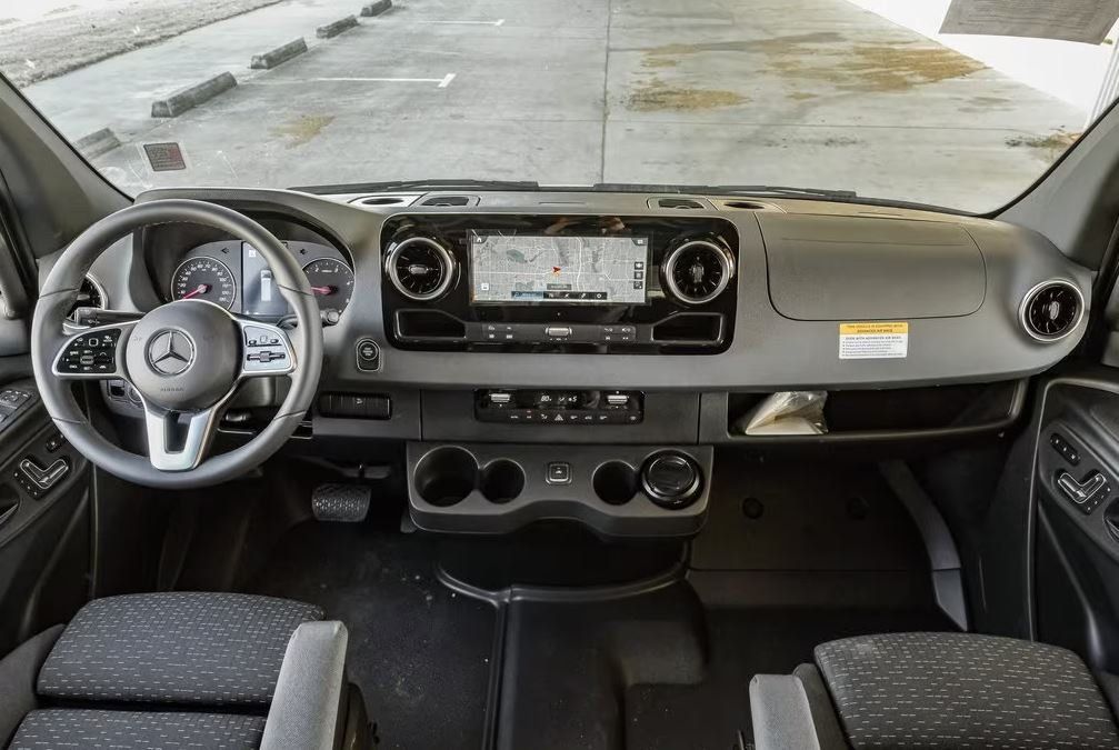2022 Mercedes-Benz Sprinter Cargo Van Base - Photo 13