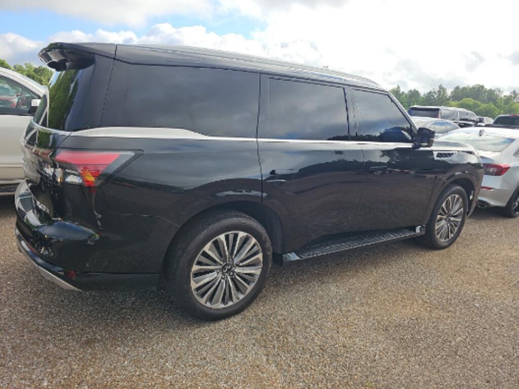 Used 2025 INFINITI QX80 Sensory SUV