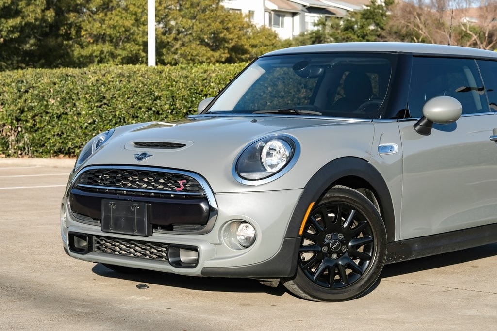Used 2019 MINI Cooper S Classic Hatchback