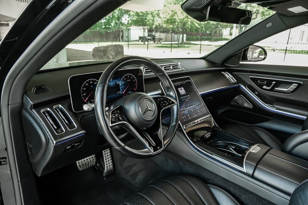 2022 Mercedes Benz S Maybach 500 4MATIC photo 2