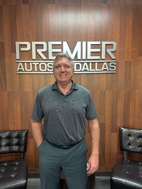 Staff member Kurt Van Eck from ID_96a5b8613589