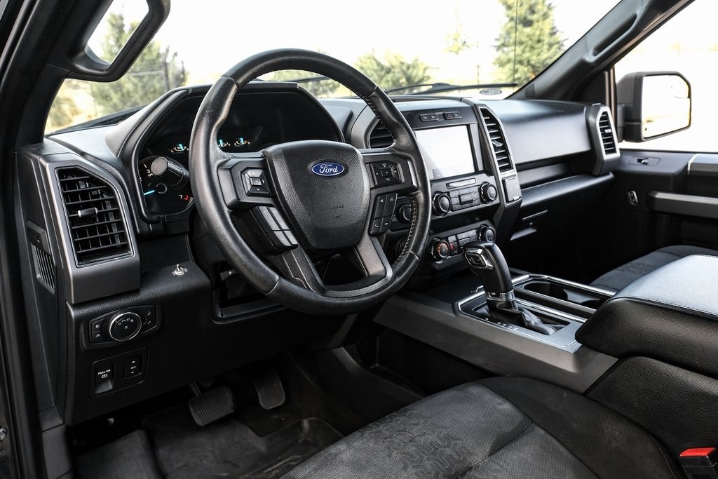 Used 2020 Ford F-150 XLT Truck