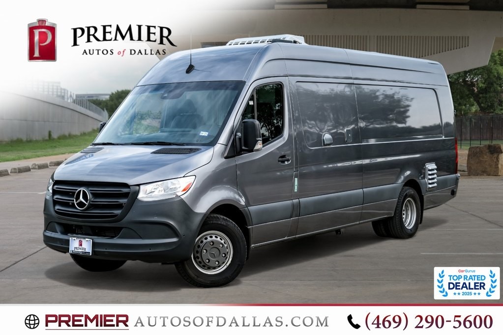 2022 Mercedes-Benz Sprinter Cargo Van Base's photo