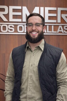 Staff member Michael Johnson from ID_83ee37381685