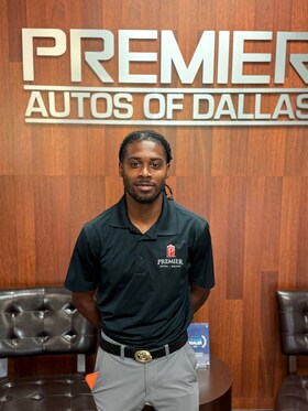 Staff member Javuan Banks from ID_96a5b8613589