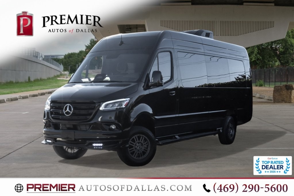 2025 Mercedes-Benz Sprinter Cargo Van Base's photo
