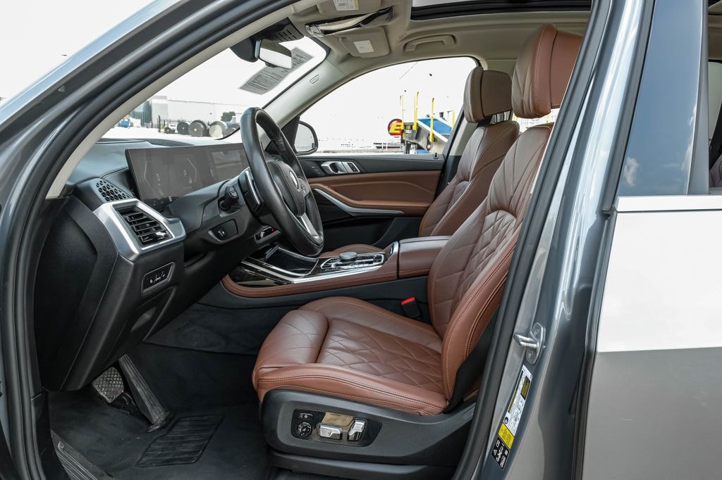 Used 2024 BMW X7 xDrive40i SUV