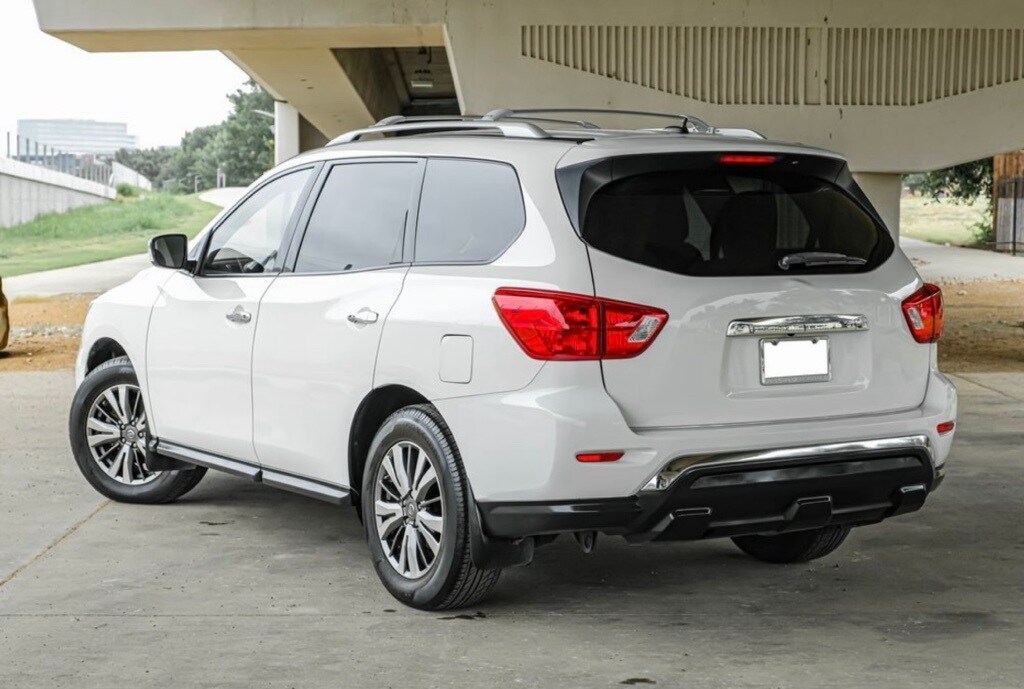 2018 Nissan Pathfinder S photo 4