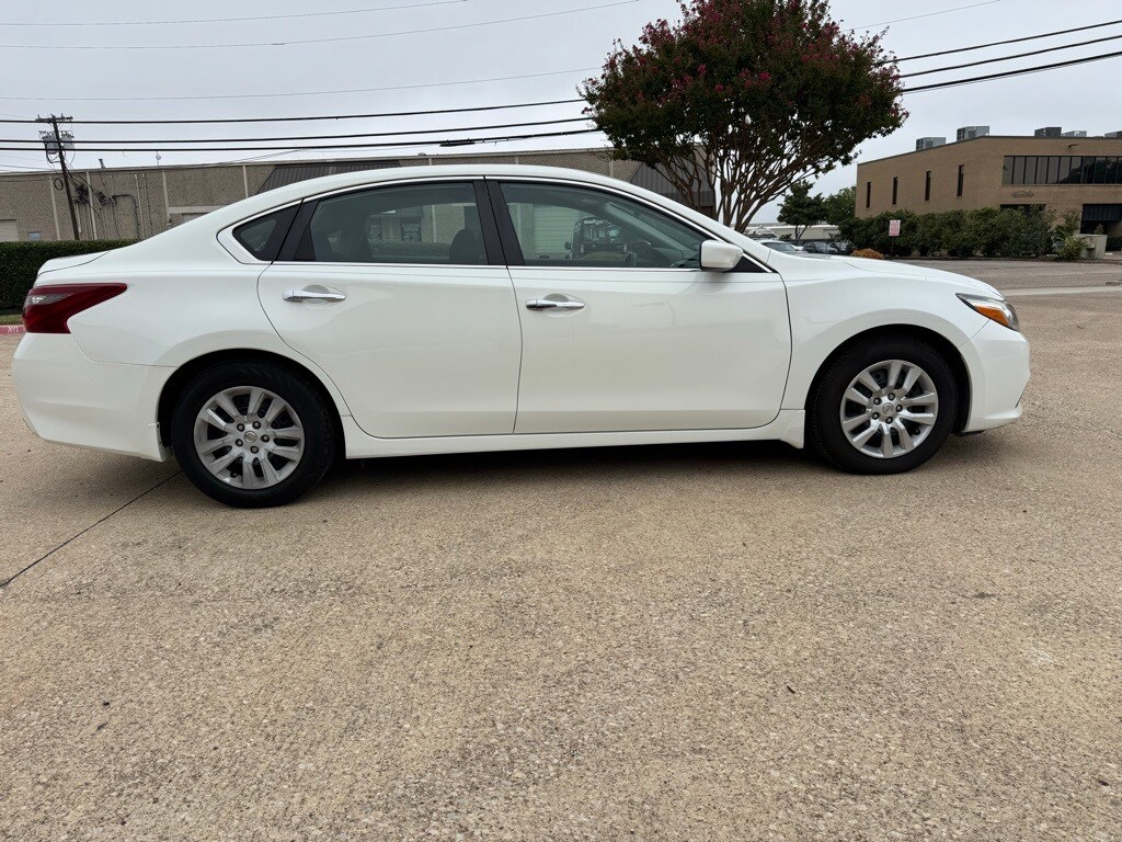 2018 Nissan Altima 2.5 S photo 4