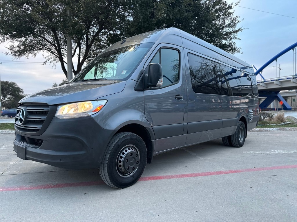 2021 Mercedes-Benz Sprinter 4500 170 Ext WB 3.0D High Roof's photo