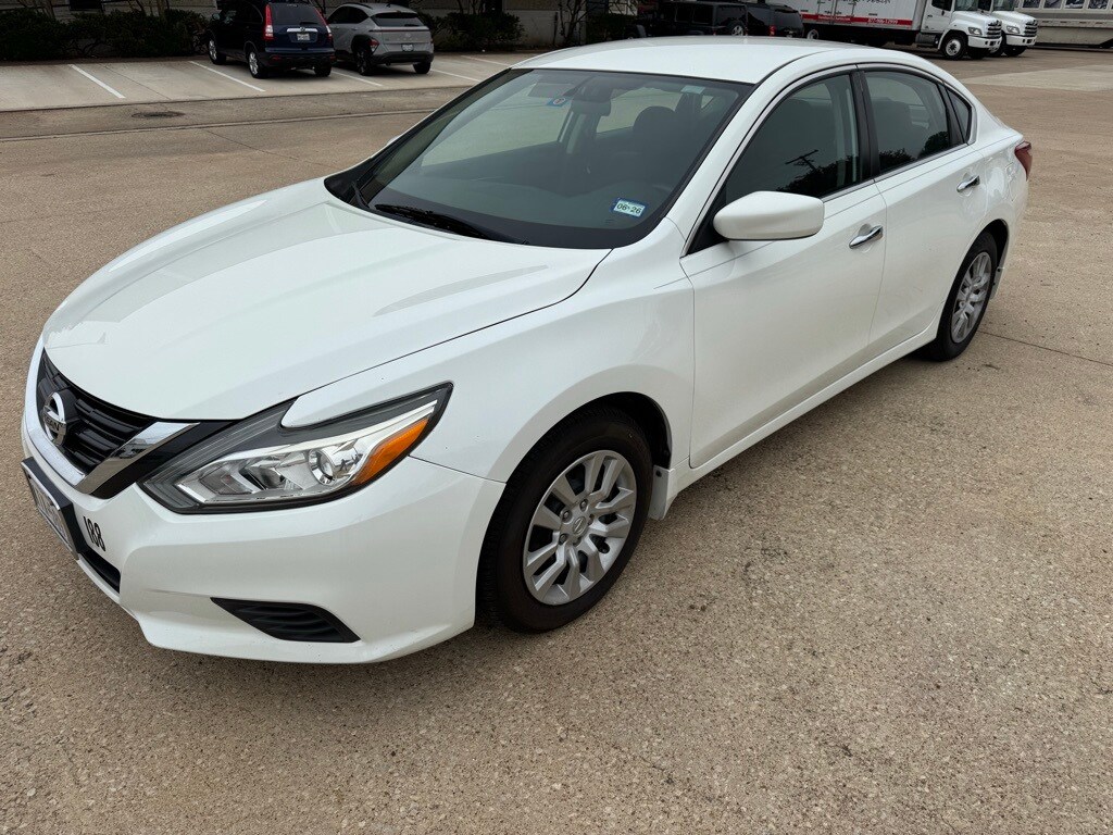 2018 Nissan Altima 2.5 S photo 2