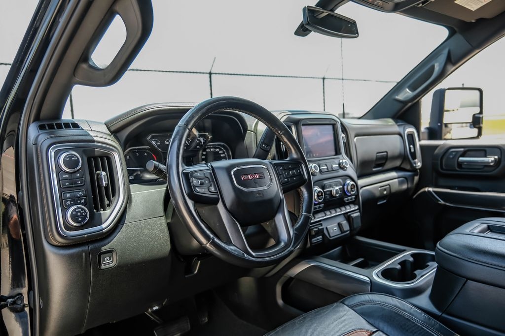 Used 2022 GMC Sierra 2500HD AT4 Truck