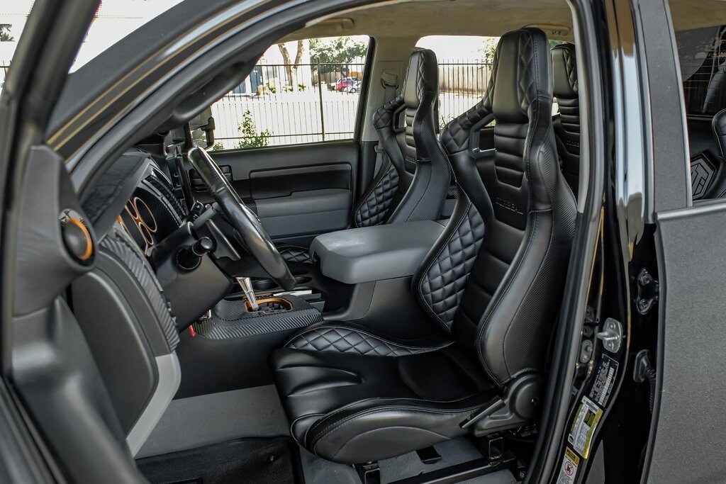 2010 Toyota Tundra SR5 photo 2