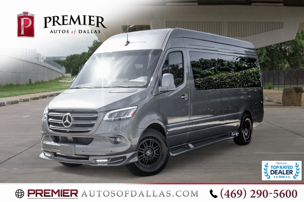 2024 Mercedes-Benz Sprinter Cargo Van Base's photo