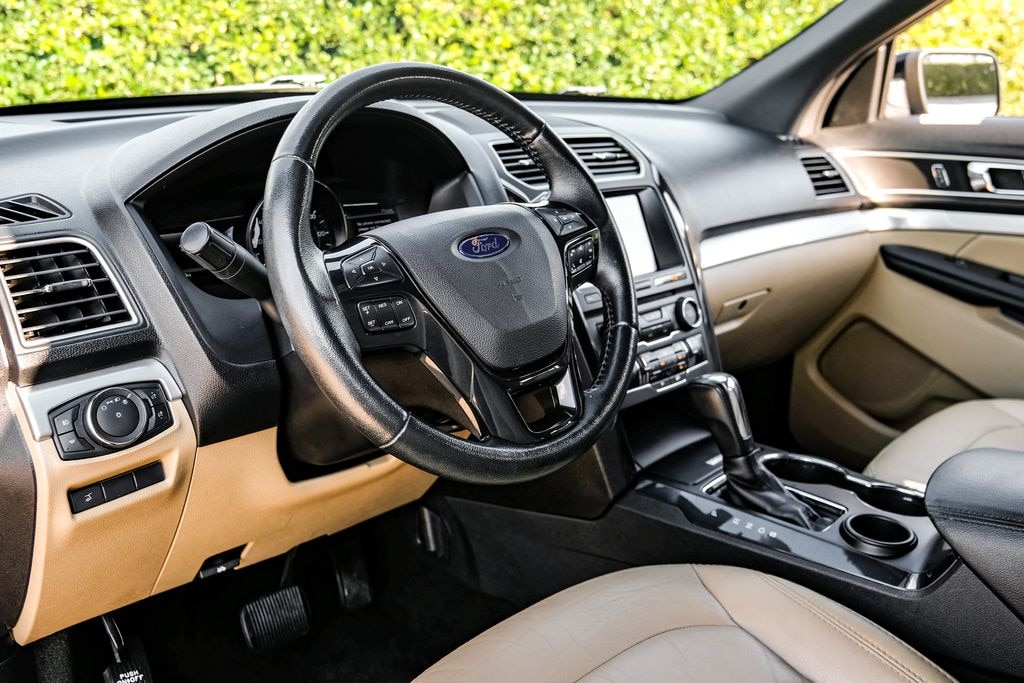 Used 2017 Ford Explorer XLT SUV