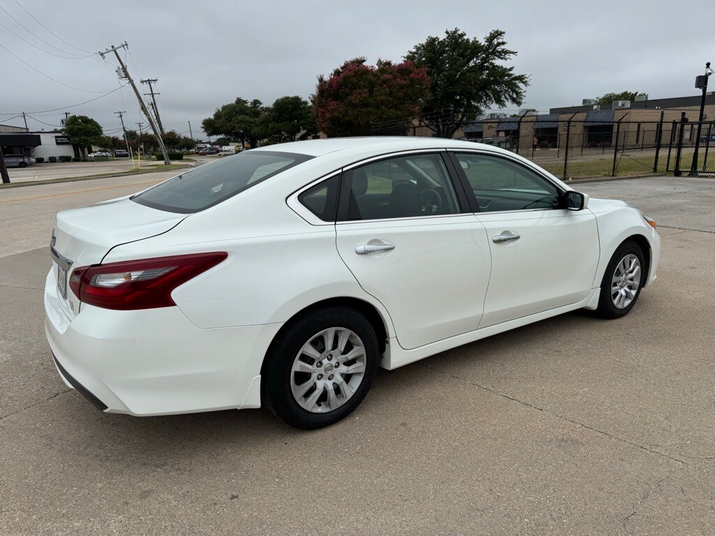 2018 Nissan Altima 2.5 S photo 4