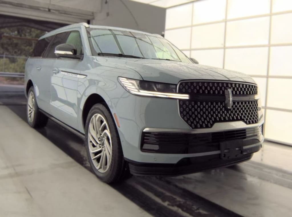 Used 2025 Lincoln Navigator L Reserve SUV