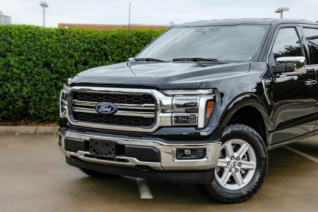 Used 2025 Ford F-150 Lariat Truck