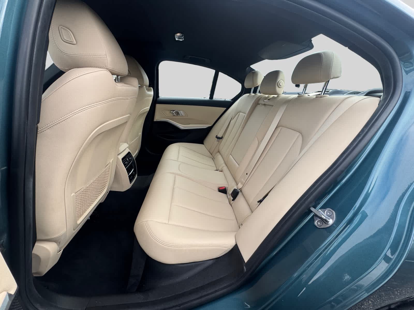 2020 BMW 3 Series 330i - Photo 18