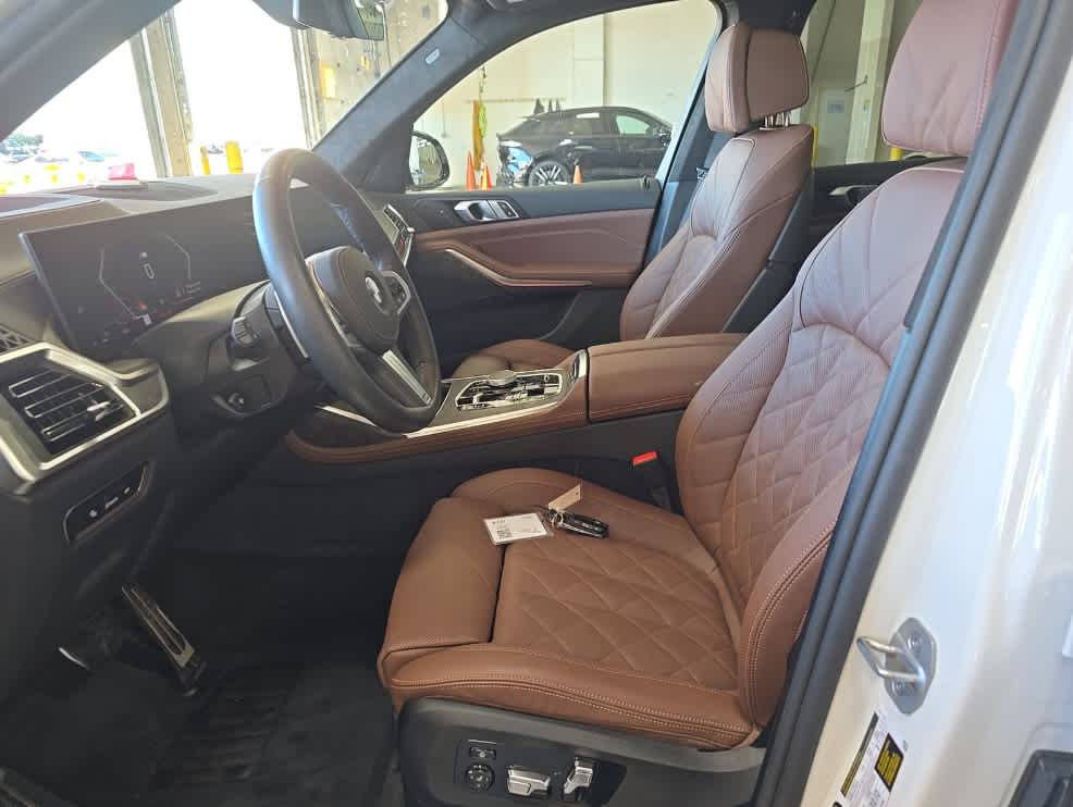 2026 BMW X7 40i - Photo 2
