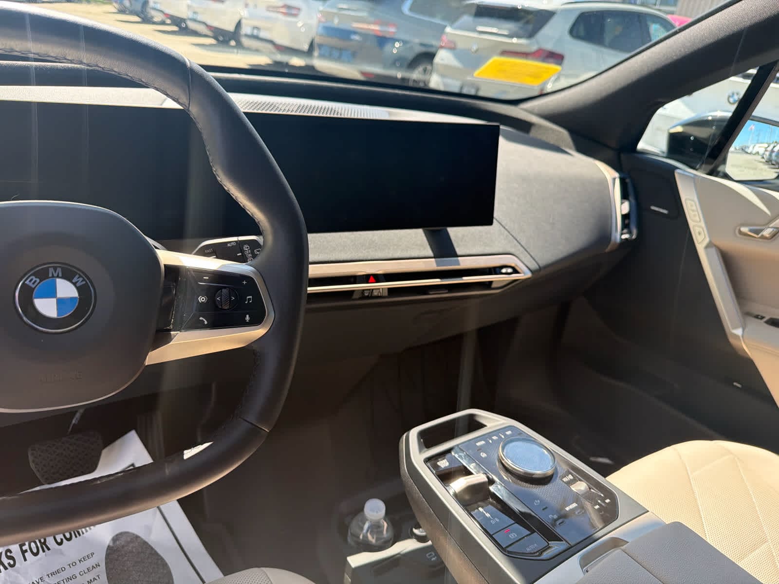 2026 BMW iX 45 - Photo 17