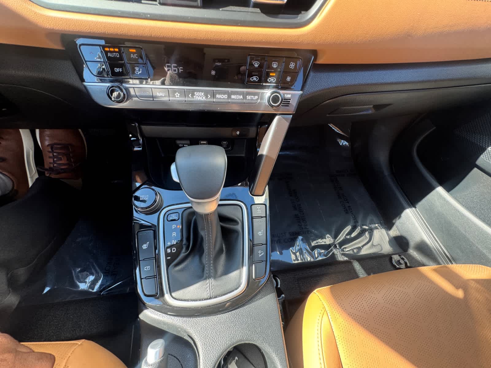 2024 Kia Seltos EX - Photo 22