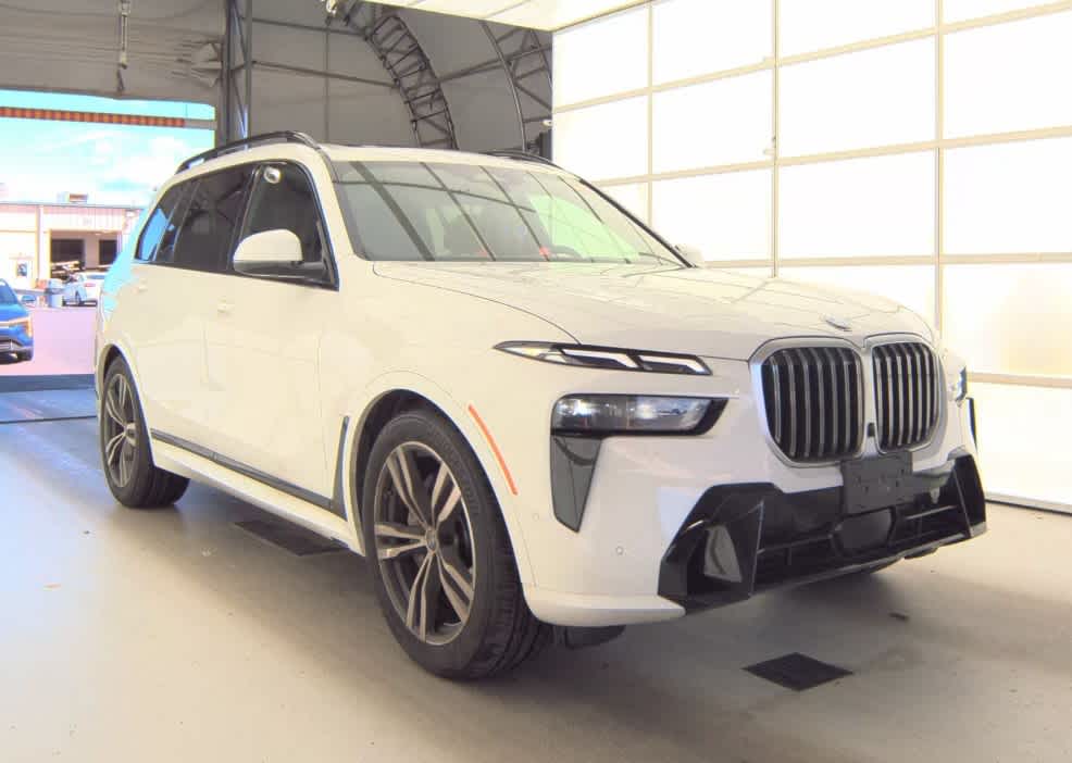 2026 BMW X7 40i - Photo 1