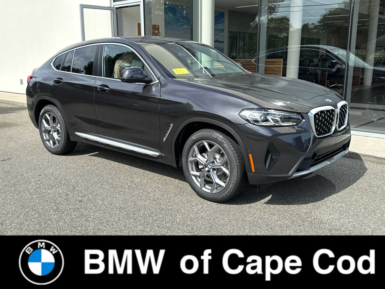 2025 BMW X4 SUV 