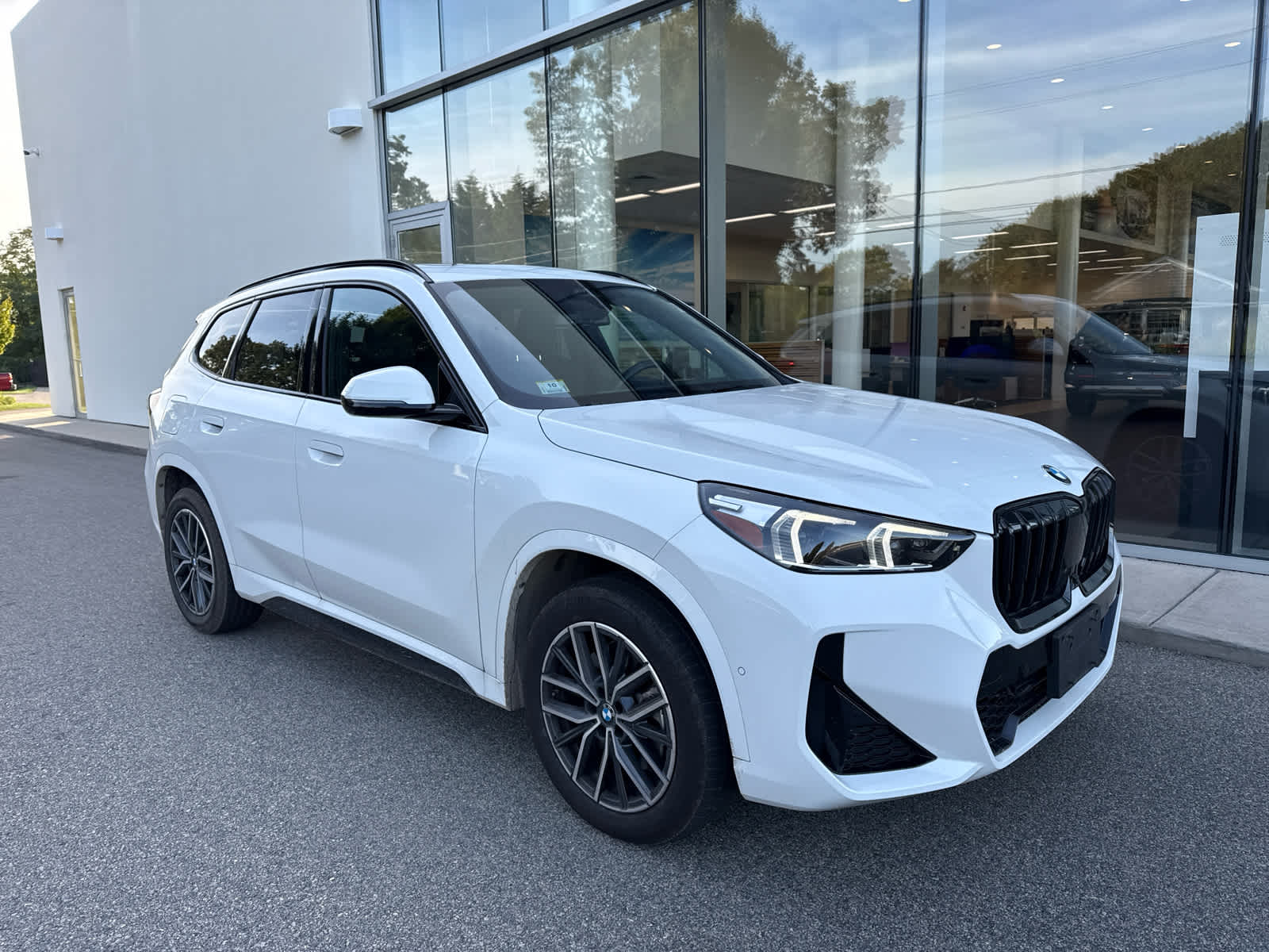 2025 Bmw X1 XDrive28i photo 2