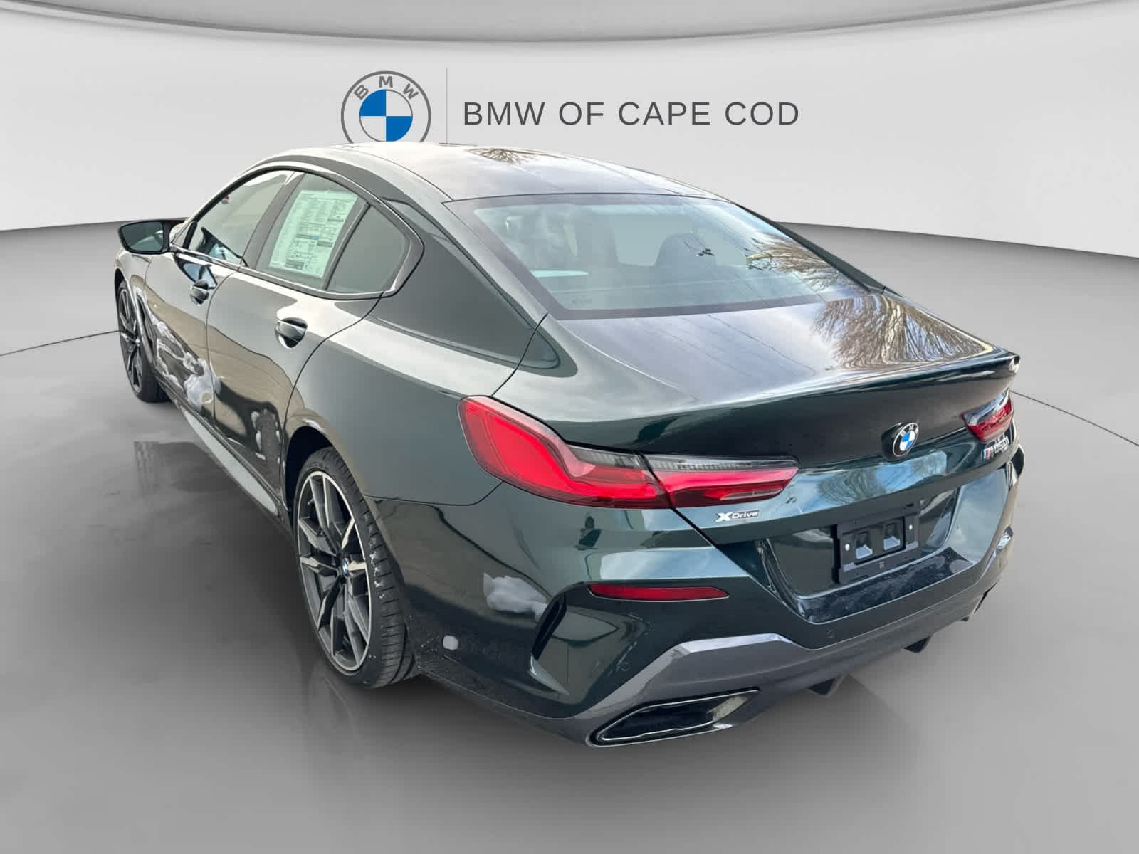 2026 BMW 8 Series M850i - Photo 6