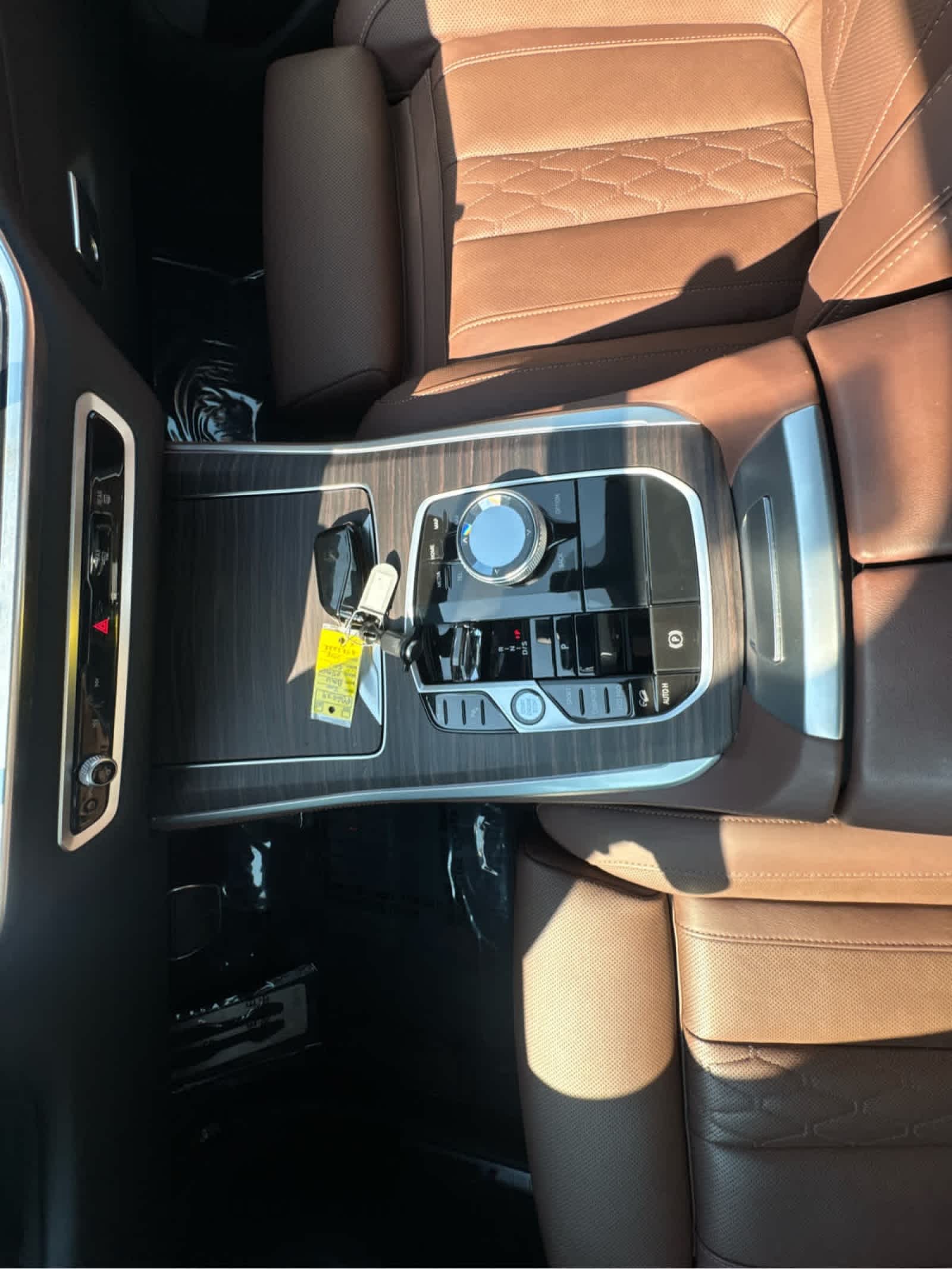 2024 BMW X5 M60i - Photo 17