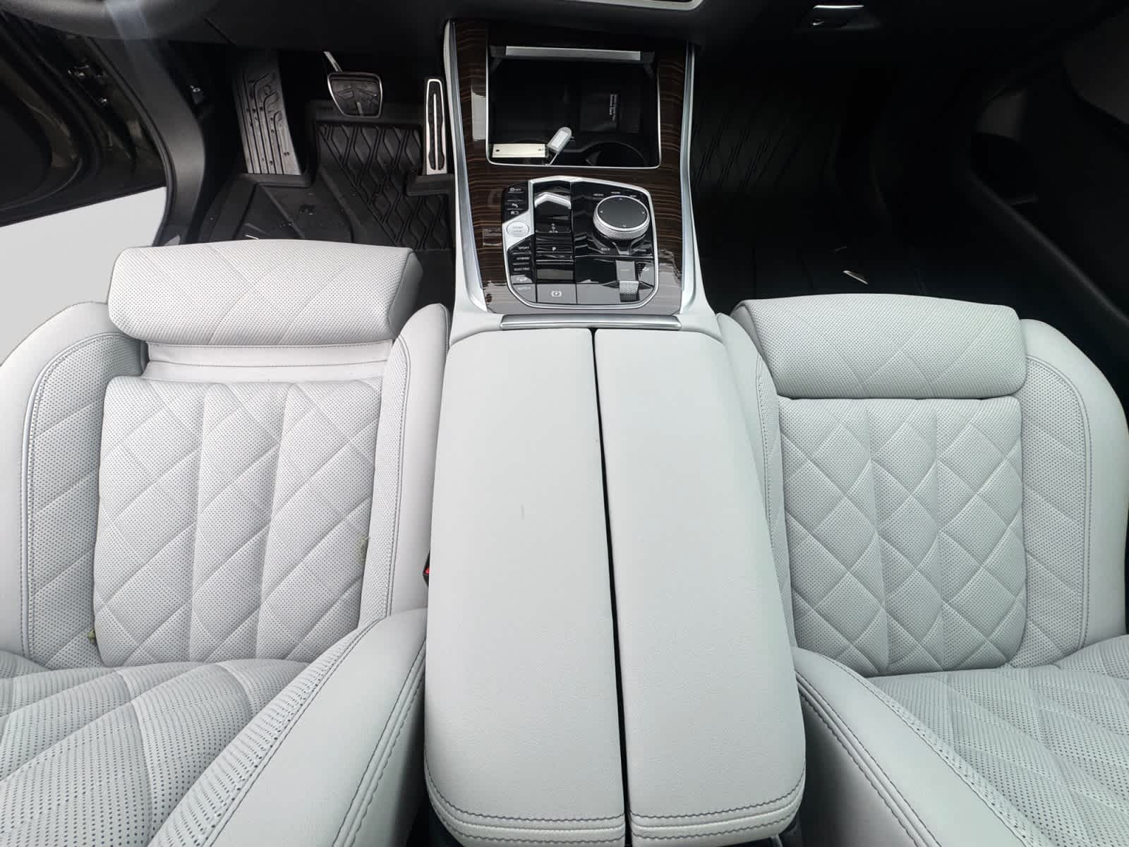 2026 BMW X5 50e - Photo 15