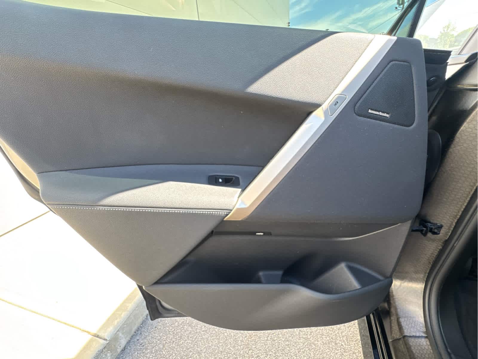 2024 BMW iX Base - Photo 19