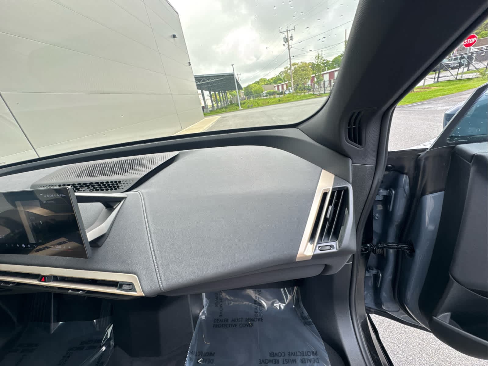 2024 BMW iX Base - Photo 27