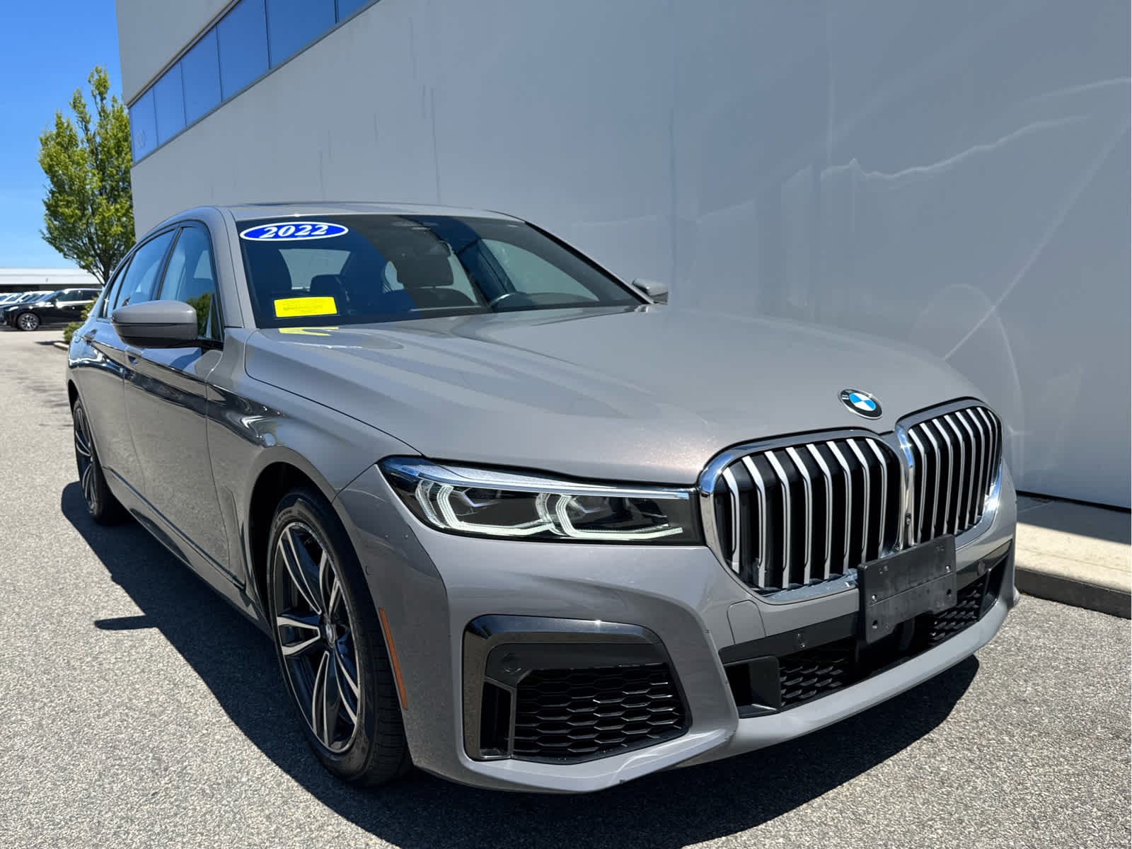 2022 BMW 7 Series 750i - Photo 5