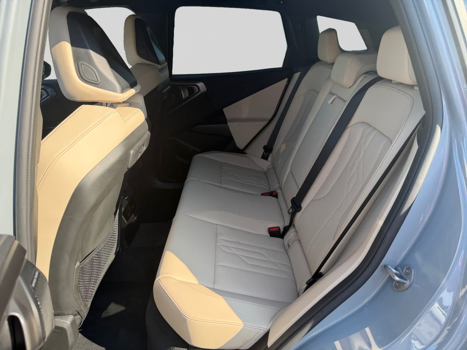 2026 BMW X3 M50 - Photo 16
